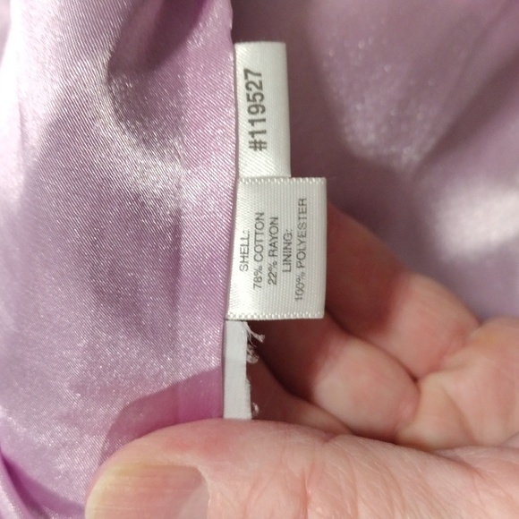 Ann Taylor black cotton blend pink satin lined blazer. Size 8 - Picture 11 of 12